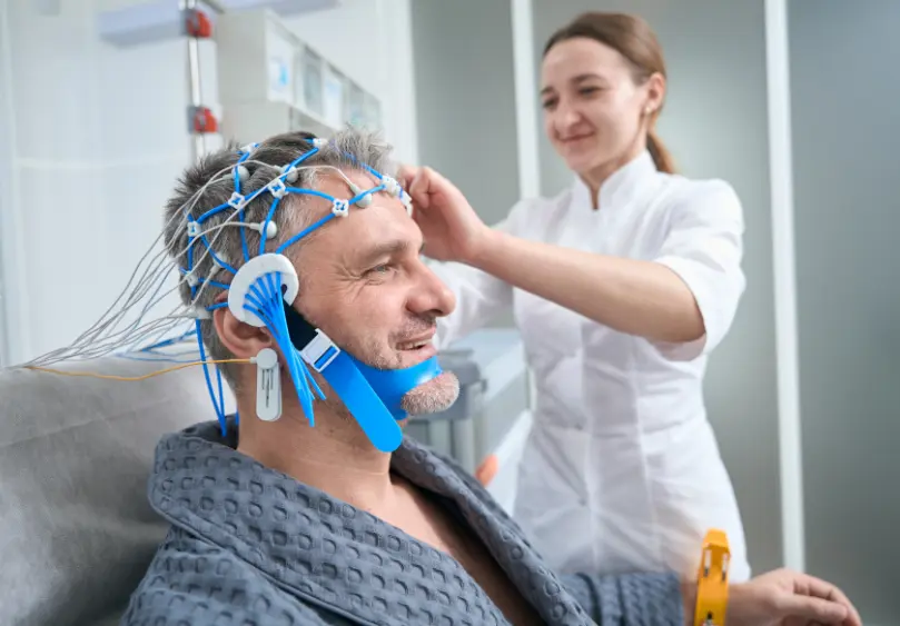 Functional Capacity Evaluation: Head pain treatment at rehab clinic. Focus on pain relief and mobility recovery.